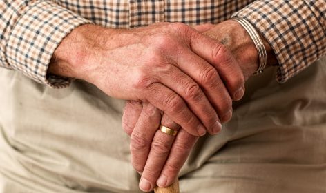 équipement lavabo pour senior et PMR