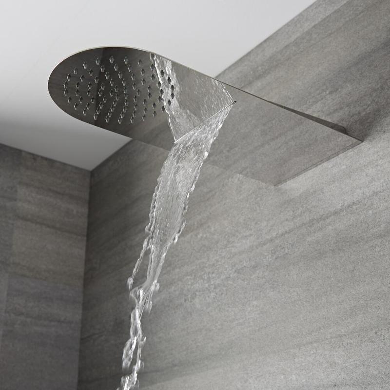 Pommeau de douche au plafond avec jet pluie et cascade Made in Italy