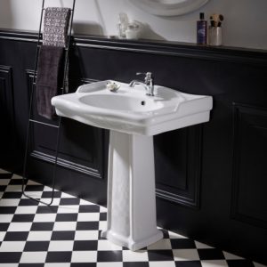 large lavabo retro avec colonne