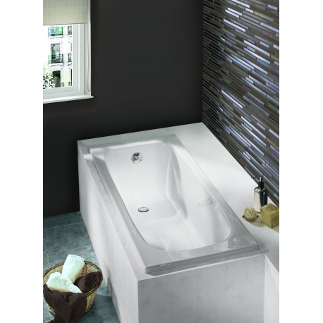 Baignoire rectangulaire gain de place